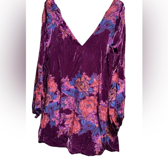 Free People Misha Velvet Mini Dress
X Large Floral Burnout Long Sleeve - Picture 8 of 16